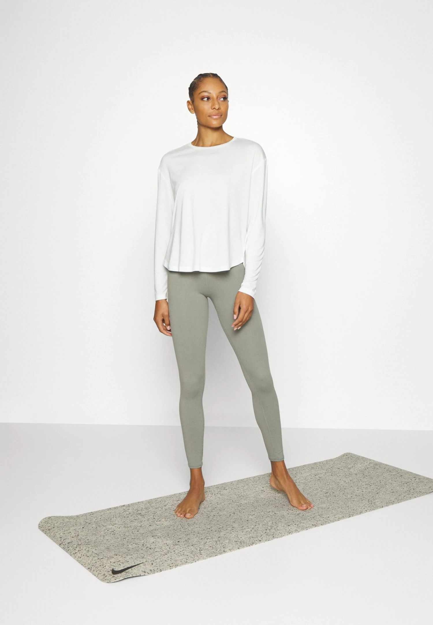 Loose Long Sleeves - Camiseta De Manga Larga - Off-White - Imagen 2