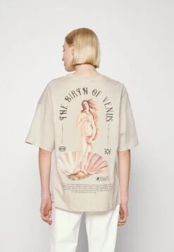 Even&Odd Liz Venus Back Print - Camiseta Estampada - Beige