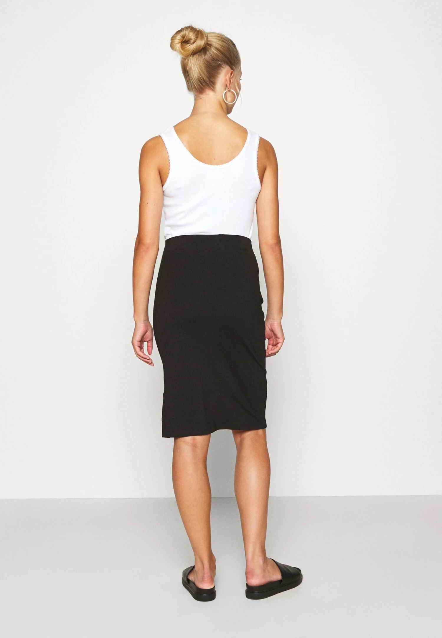 Even&Odd Basic - Midi Skirt With Slit - Falda De Tubo - Black - Imagen 3