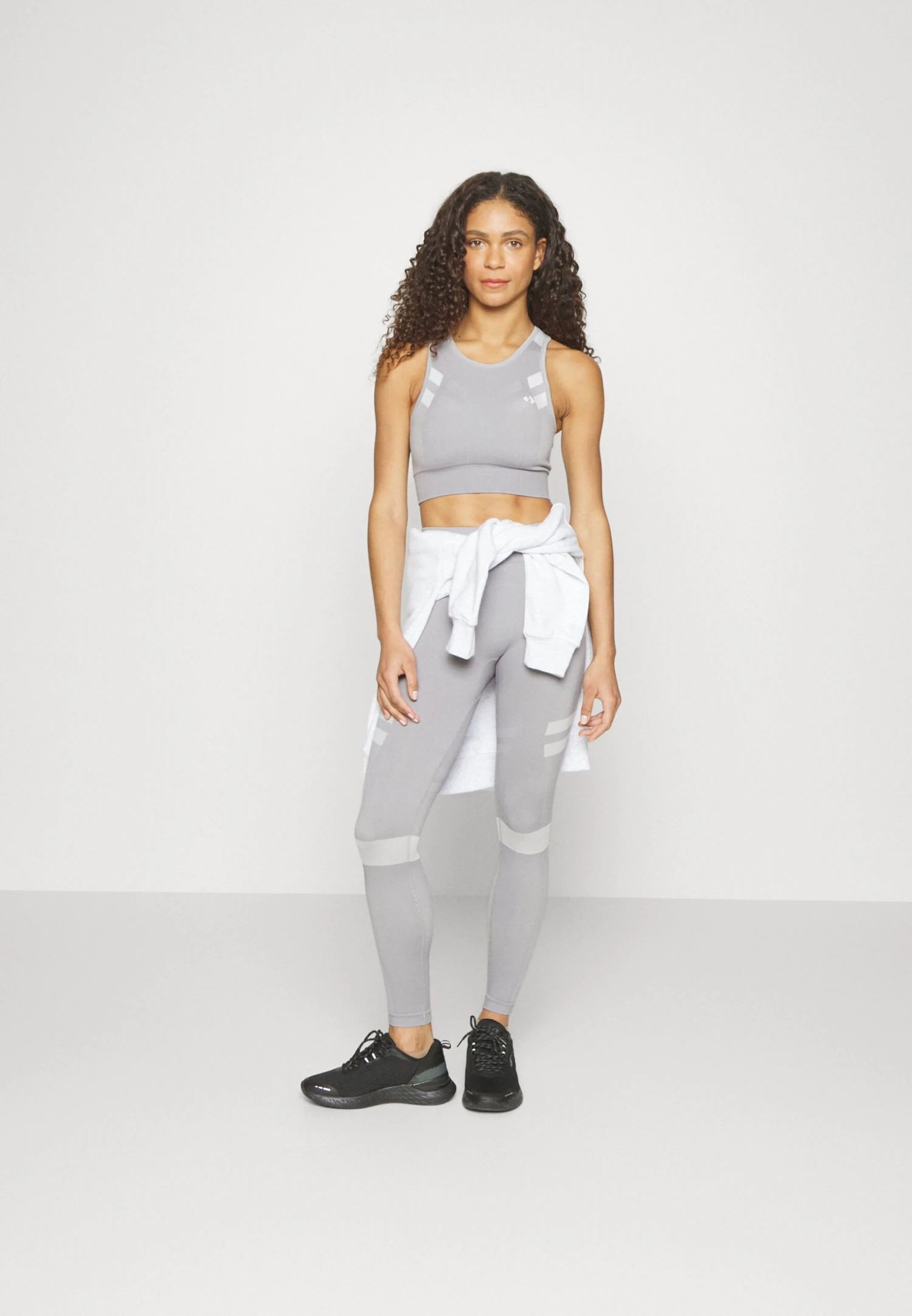 Sujetadores Deportivos Con Sujeción Media - Grey - Imagen 2