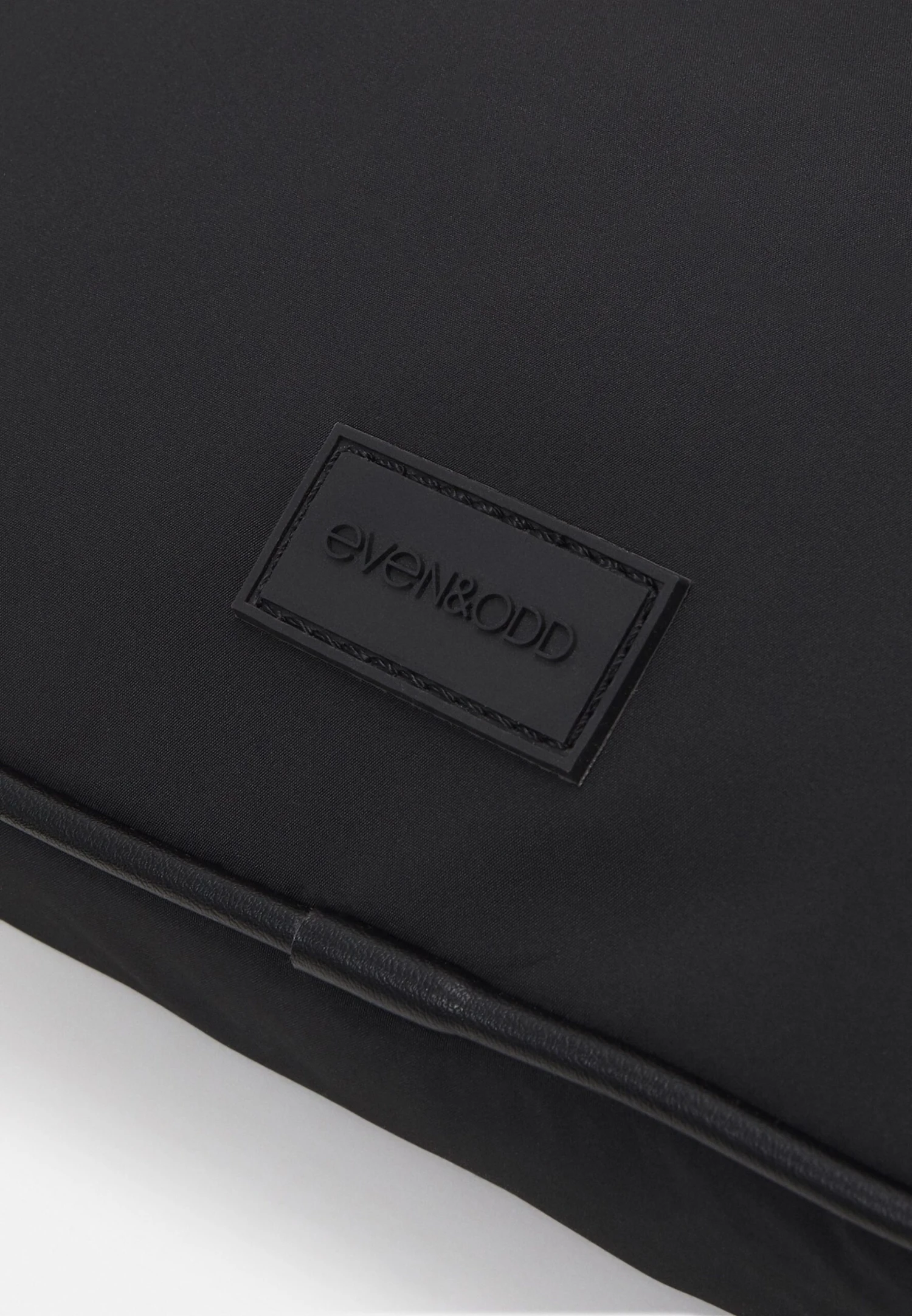 Even&Odd Riñonera - Black - Imagen 6