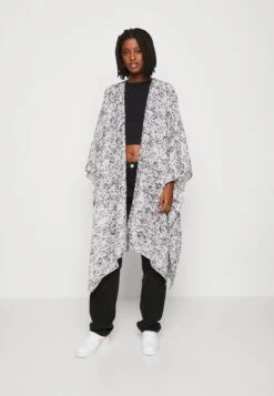 Even&Odd Chaqueta Fina - Black/White