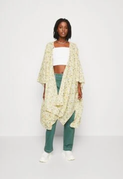 Even&Odd Chaqueta Fina - Yellow