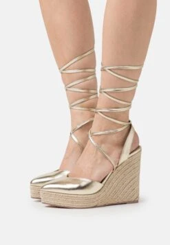 Sandalias Con Plataforma - Gold