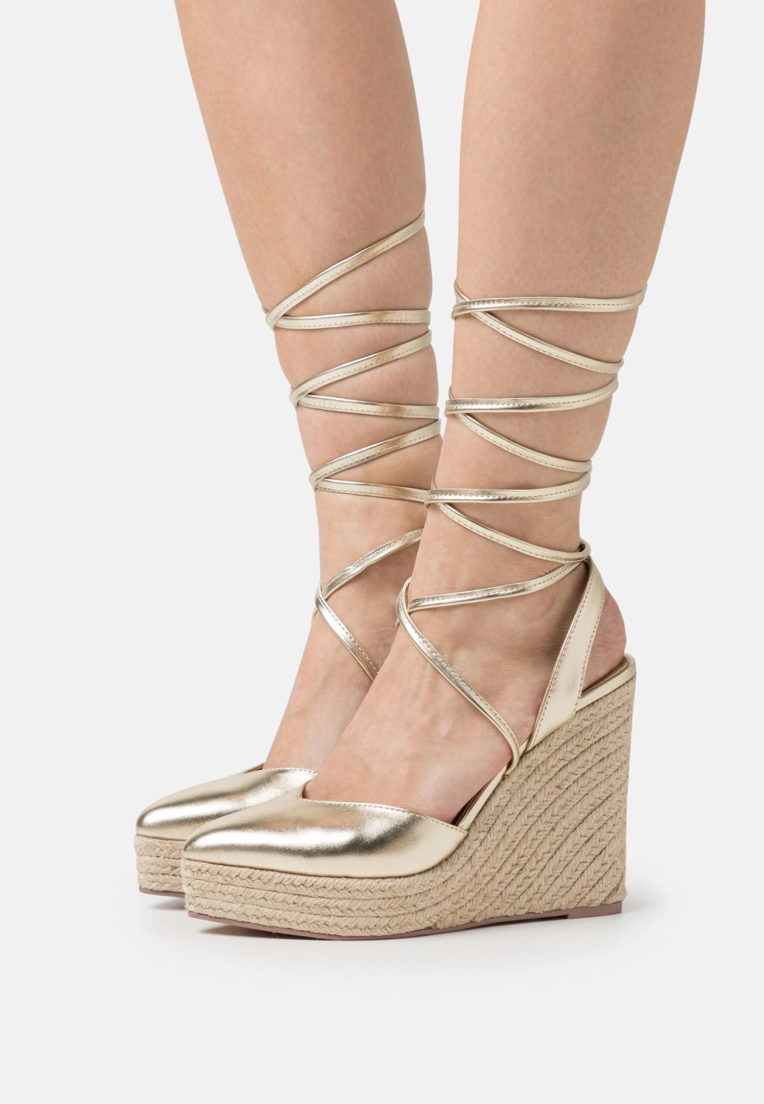 Sandalias Con Plataforma - Gold